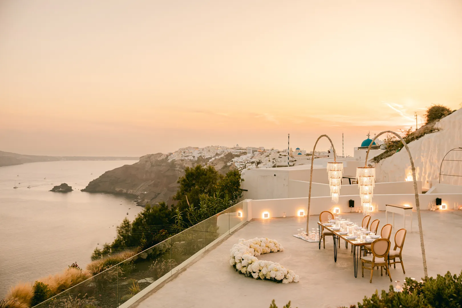 Wedding venues in Santorini